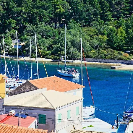 アパート Avgi Studio *